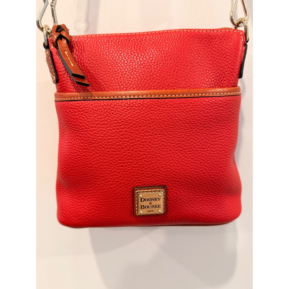 Dooney & Bourke Pebble Grain Red Leather Crossbody Purse Adjustable Strap